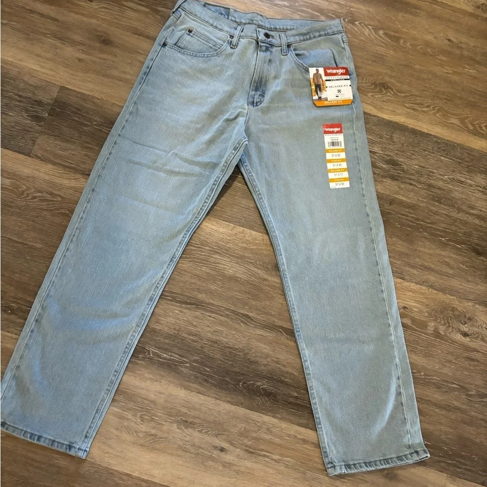 Men's Wrangler Light Blue Relaxed Fit Jeans Sz 31X30